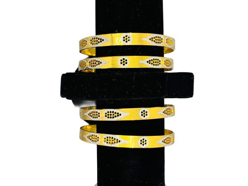 Picsart_25-04-15_11-34-58-468 Stylish Gold Finish Bangles