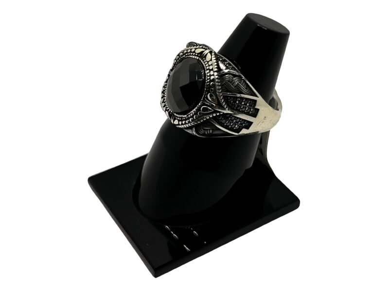 Picsart_25-04-15_17-03-11-222 Black Onyx Ring